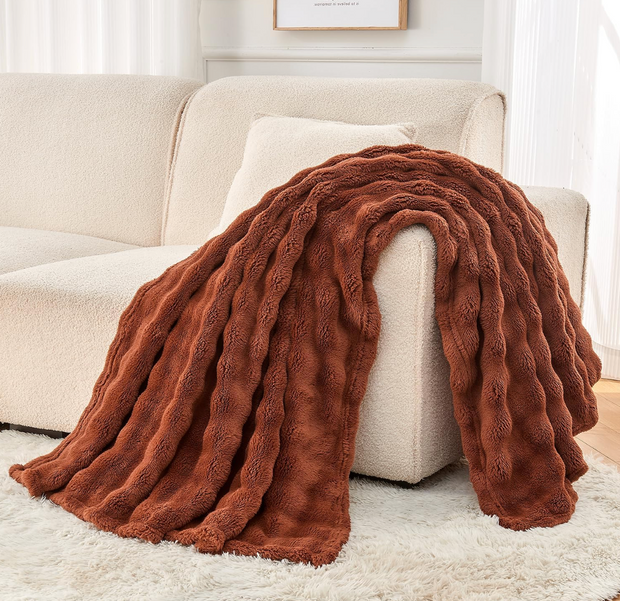 Velvet Blanket By Nouvore